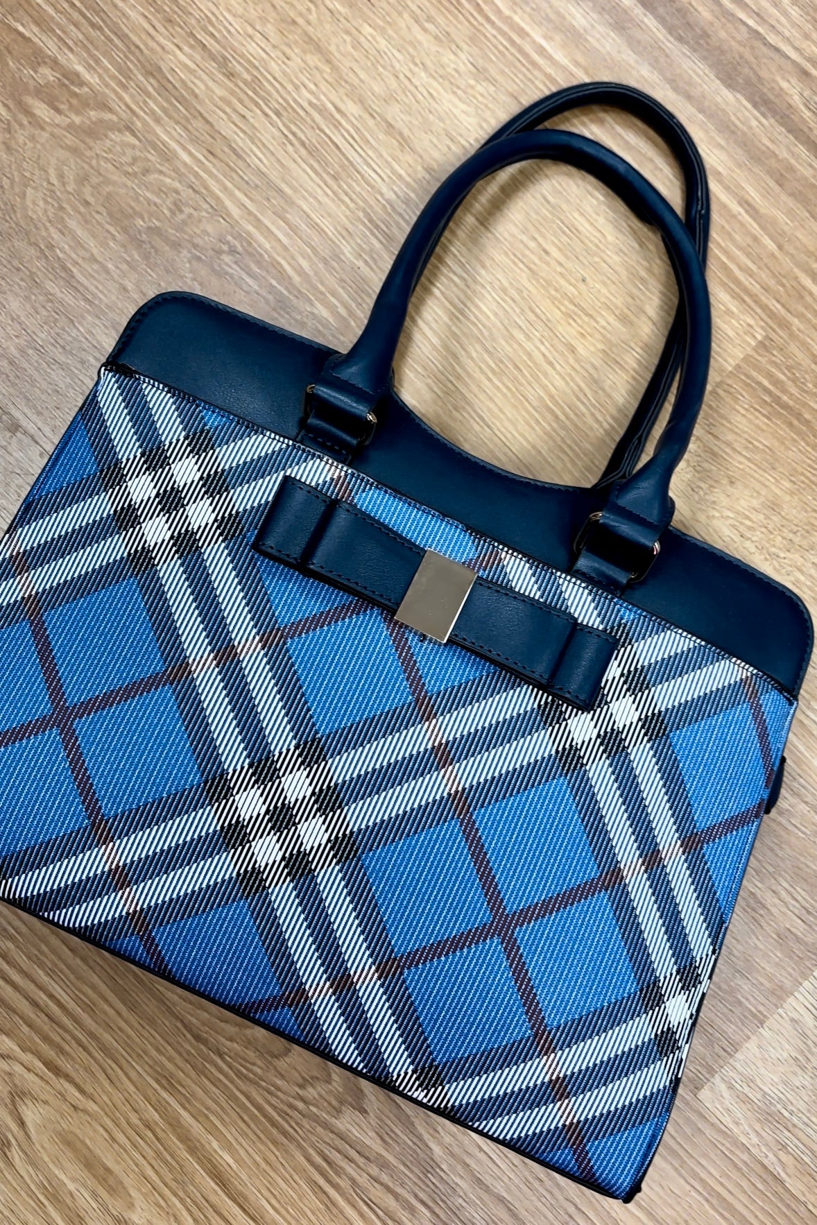 Large check bow bag in blue